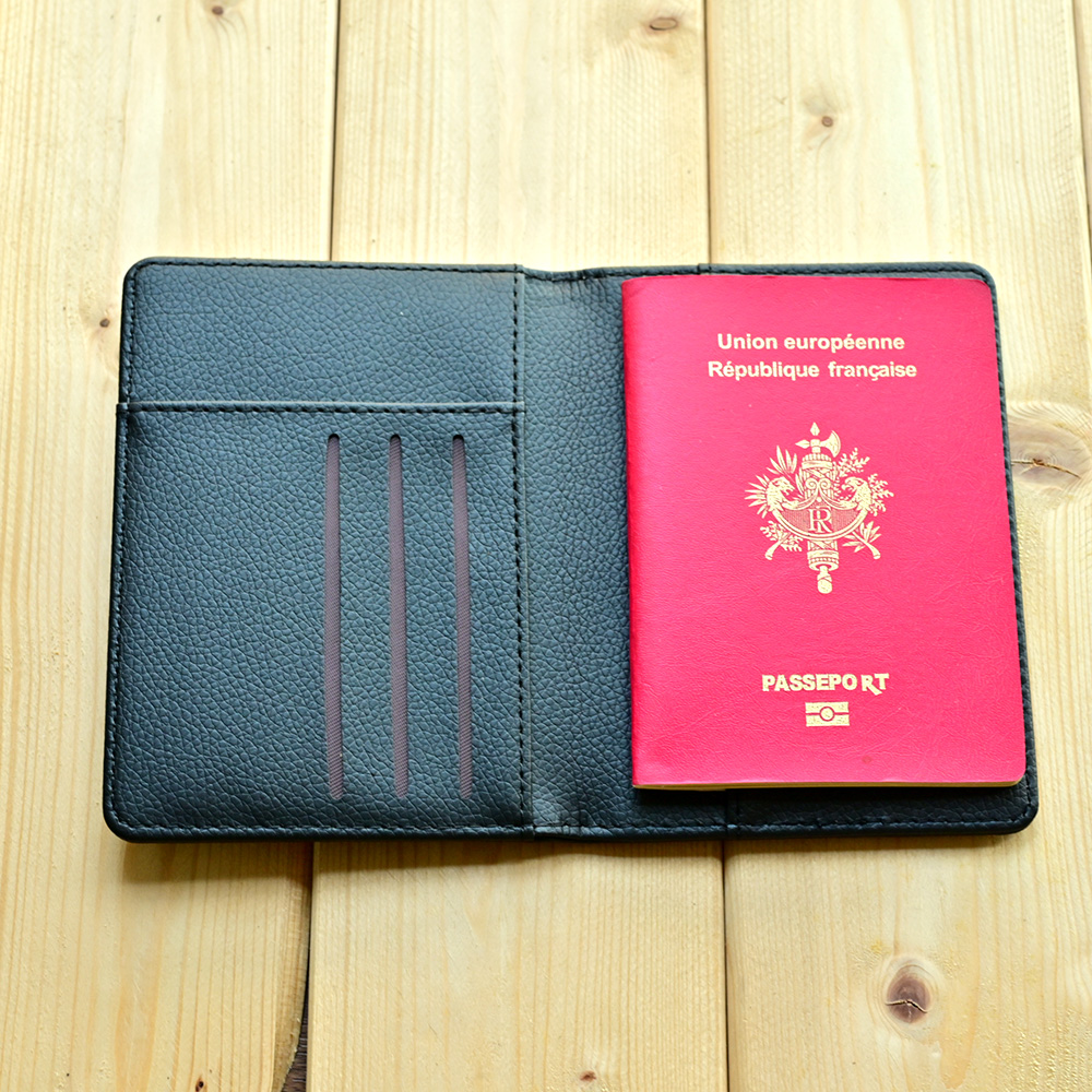 Metal Russian National Emblem  - Travel Accessories Wallet recension och pris