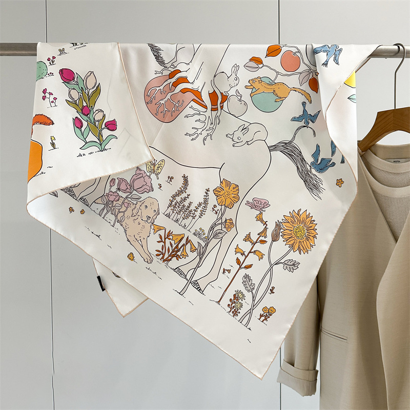 AB Faced Print Silk Scarf 18MM - Travel Accessories Aesthetic recension och pris